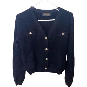 NWOT TRUTH by Republic Black Cropped with Pearl Buttons & Pockets🖤